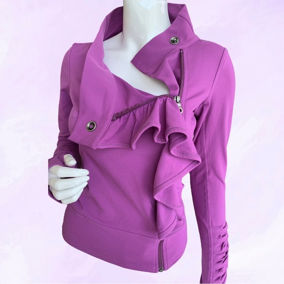 KARMA ATHLETICS - SAN SUU FITTED RUFFLE JACKET. ASYMMETRICAL WOMEN’S SIZE SMALL - Picture 6 of 10